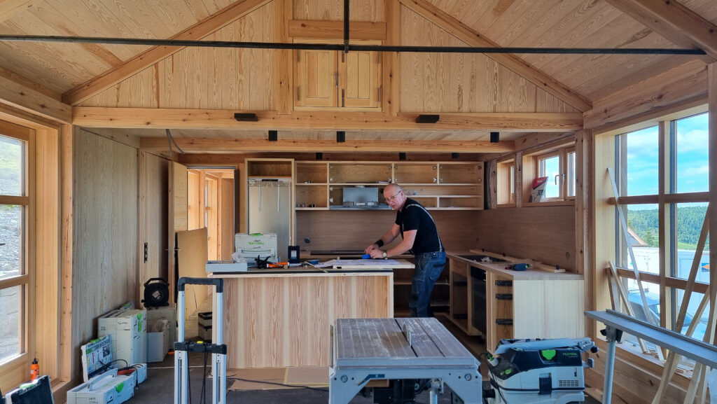 Skreddersøm © Skåbu Tradisjonsbygg